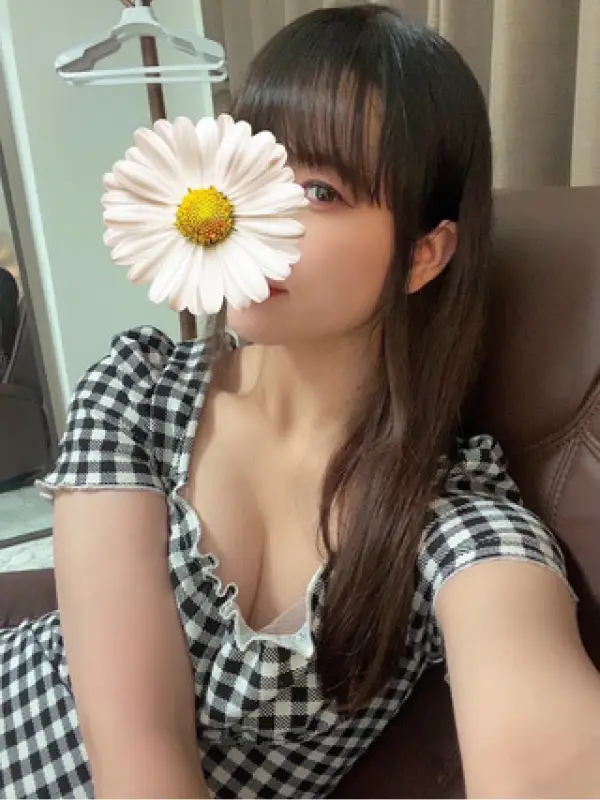 望月りんさんのプロフィール|今宵、また1人王様の誕生 新横浜・菊名メンズエステ|OIL KING+(オイルキングプラス)新横浜・菊名