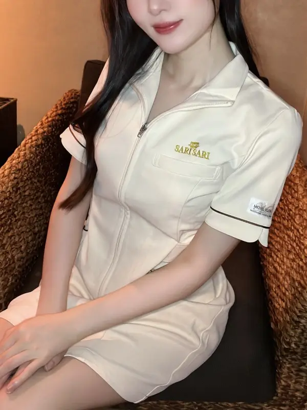 麗奈