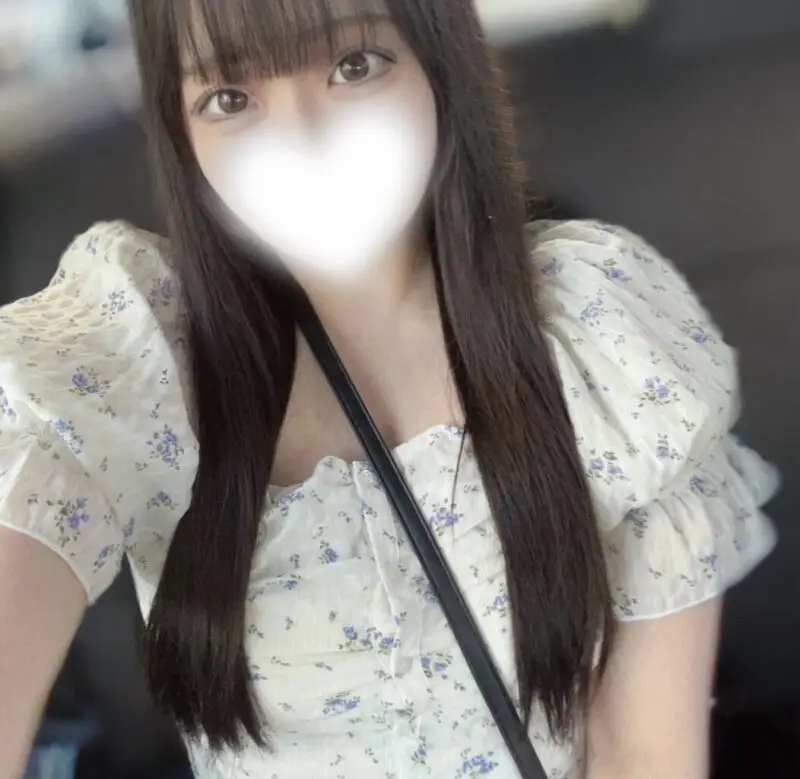 沢尻ゆあ