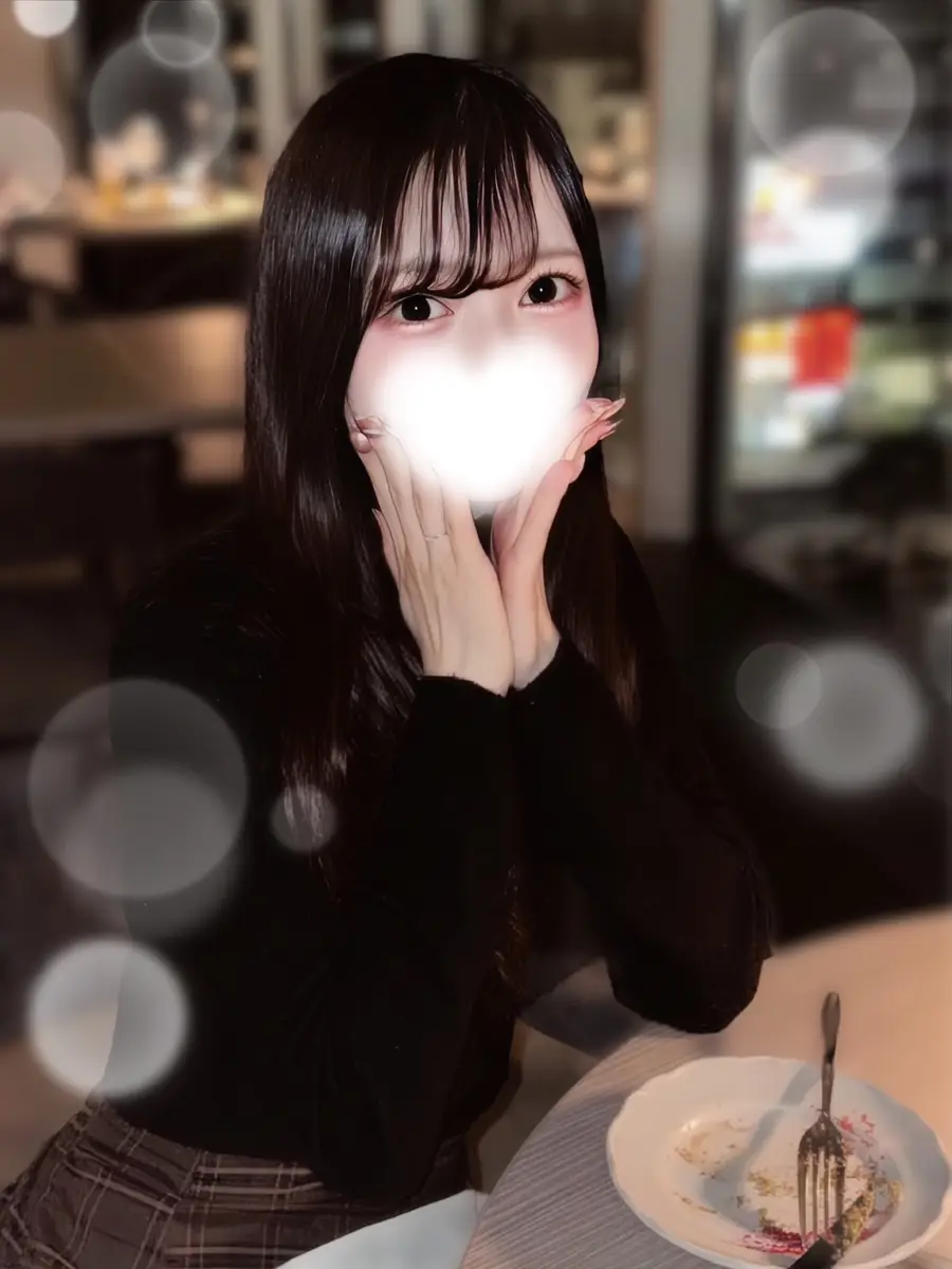 一ノ瀬あゆ プロフィール｜秋葉原 神田 メンズエステ 『めろめろ♡spa秘密基地』