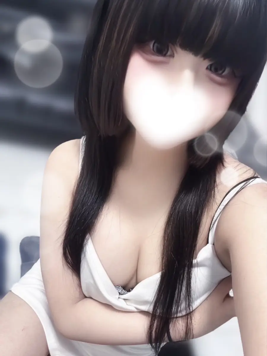 四宮あまね プロフィール|秋葉原 神田 メンズエステ 『めろめろ♡spa秘密基地』