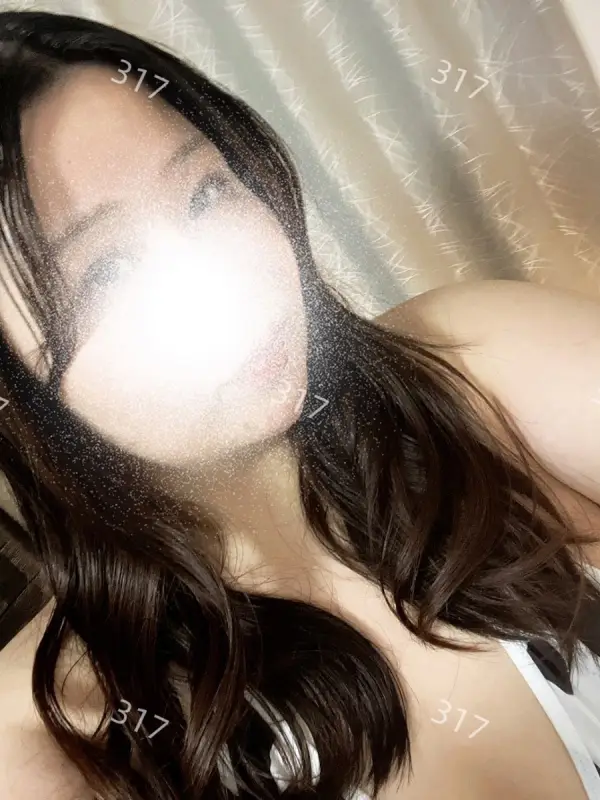 みいなさんのプロフィール|秋葉原・五反田 メンズエステ|むちむち彼女