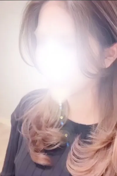 音瀬るな（おとせるな）