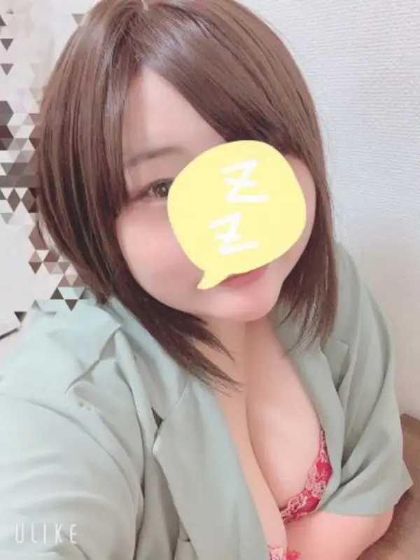 ゆずさんのプロフィール|秋葉原・五反田 メンズエステ|むちむち彼女