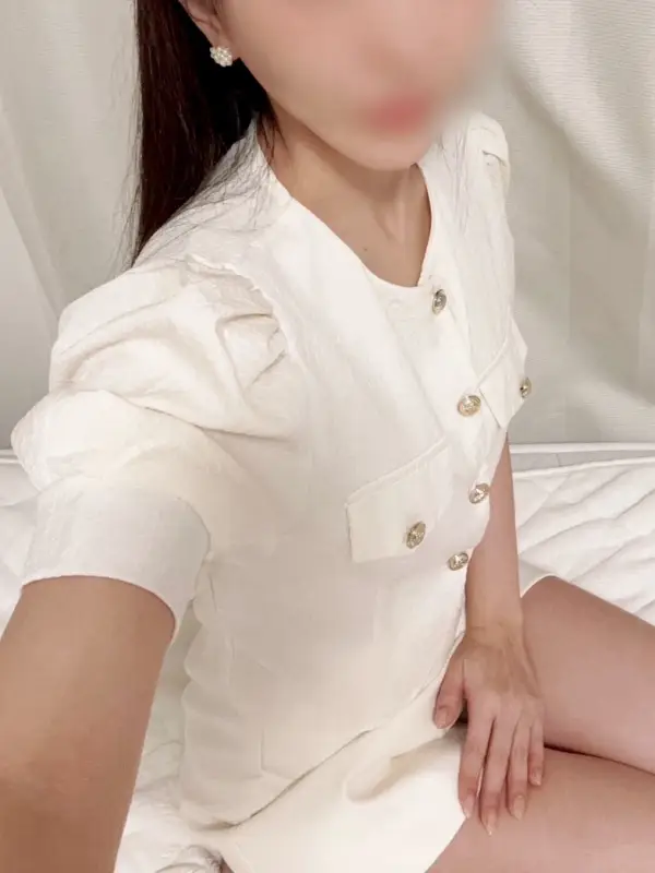 結城 さりなさんのプロフィール｜蒲田メンズエステ  30代40代人妻・熟女専門店｜Sumire Spa（スミレスパ）