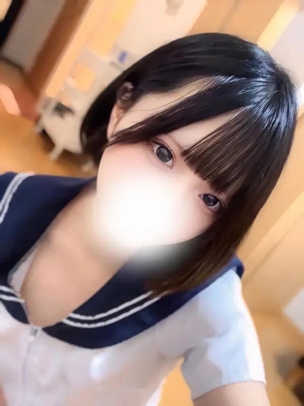 真白とおか