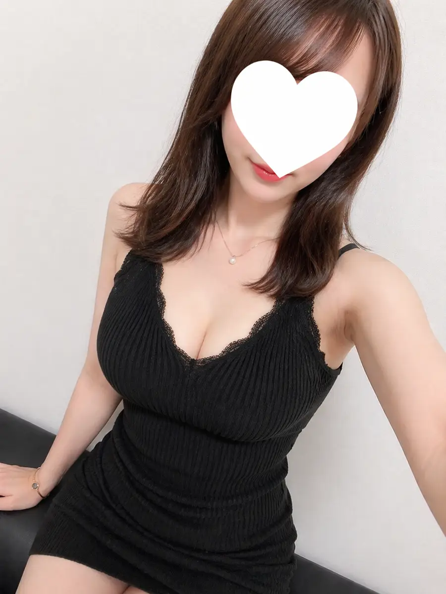 ゆいな プロフィール｜福井  メンズエステ 『Salon de Venus（サロンドヴィーナス）』