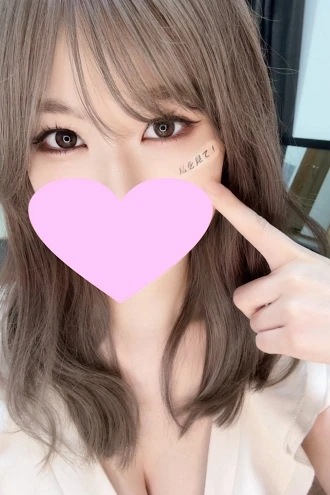 名古屋・栄の完全個室メンズエステ｜Roseana-ロゼアナ-【セラピスト募集中】  せりな