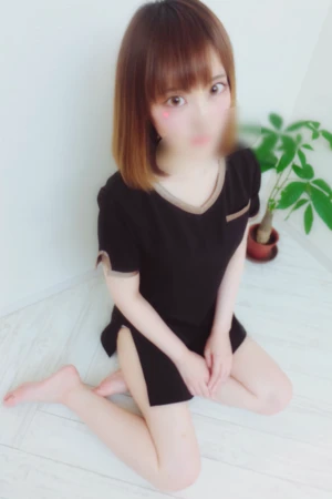 VIXIE | ゆず♡レア出勤スレンダー美女【ＳＷＥＥＴ】 のプロフィール | 福岡メンズエステ