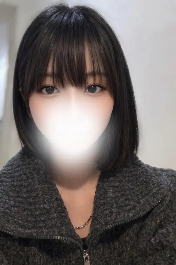 真田ひなこ|「横浜メンズエステ【Chloe】|完全個室&高級リラクゼーション」