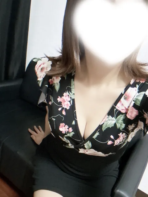 葉月さんのプロフィール｜大分・メンズエステ｜＠おおいた