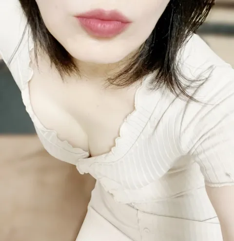 成田 紫さんのプロフィール|博多・メンズエステ|熟女テラス Maison De Voce
