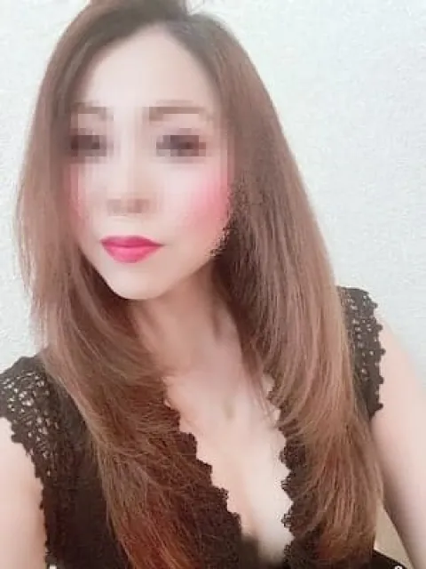 西野 聖那さんのプロフィール｜博多・メンズエステ｜熟女テラス Maison De Voce