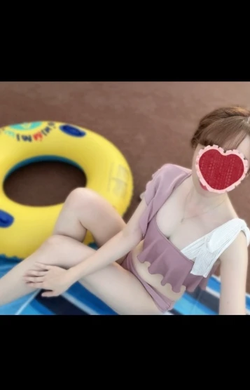 セラピスト | かりな