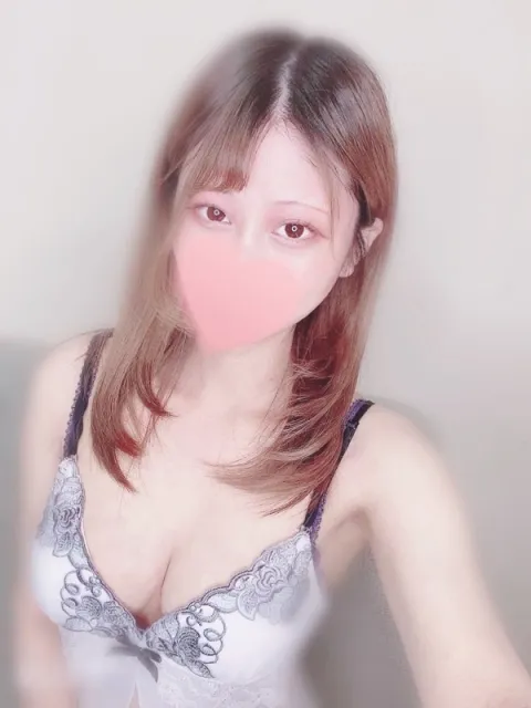 りささんのプロフィール｜博多メンズエステ｜博多メンズエステ ラビットリリィ