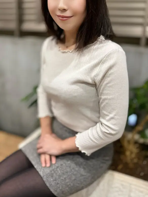 彩芽【あやめ】のご紹介│堺筋本町・ 新大阪・堺東 30代〜60代のミセス専門メンズエステ ミセスの子守唄