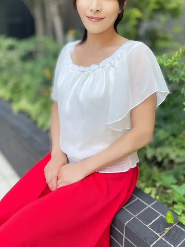 彩羽【さわ】のご紹介│堺筋本町・ 新大阪・堺東 30代〜60代のミセス専門メンズエステ ミセスの子守唄