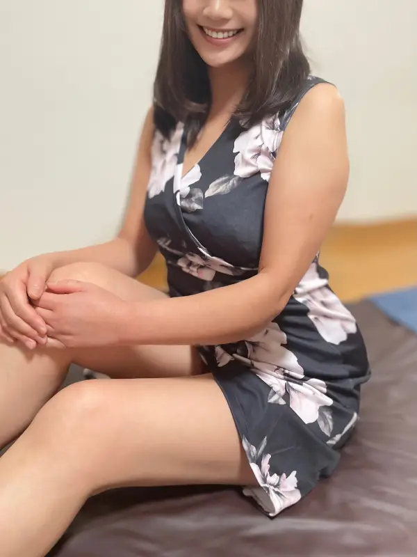 双葉【ふたば】のご紹介│堺筋本町・ 新大阪・堺東 30代〜60代のミセス専門メンズエステ ミセスの子守唄