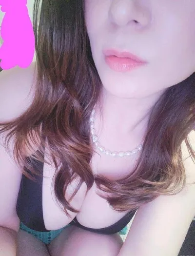 えみ のプロフィール | P-パラ 京都店　烏丸御池ルーム•西院ルーム | 京都 ハイクラスメンズエステ
