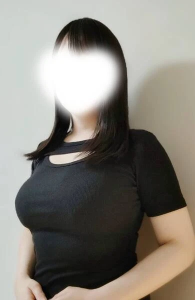 三鷹・武蔵小金井・国分寺・府中・調布メンズエステ AromaELLA | Therapist - 佐伯ふゆか(26歳)
