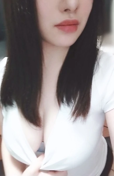 三鷹・武蔵小金井・国分寺・府中・調布メンズエステ AromaELLA | Therapist - 佐久間まい(23歳)