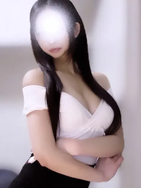 じゅりあさんのプロフィール｜神戸三ノ宮　メンズエステ｜神戸三ノ宮　メンズエステ　RUSH SPA
