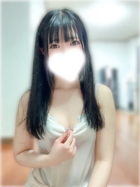 ナコ⭐︎黒髪美女さんのプロフィール｜久留米・メンズエステ｜Sea