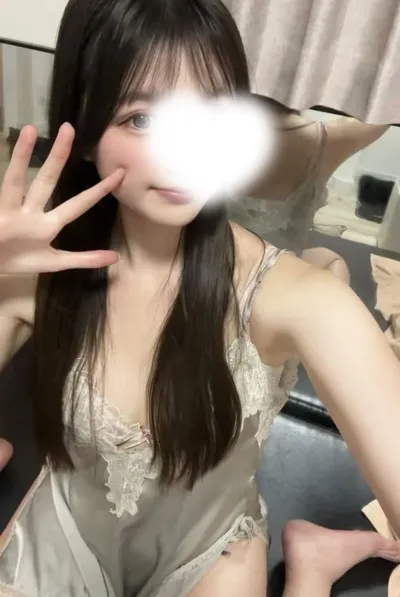 みいさ のプロフィール | GOLD CROWN