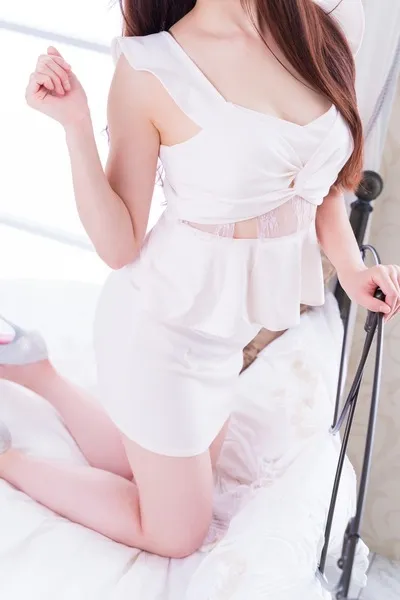 大人の高級メンズエステ　Mrs Crystal　名古屋 | 奈央 のプロフィール | 名古屋メンズエステ