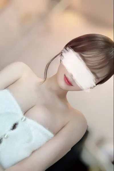 秋葉原メンズエステ NEW+PLUS ~ニュープラス~ 秋葉原の最高級メンズエステ | Therapist - 皇いちか(26歳)