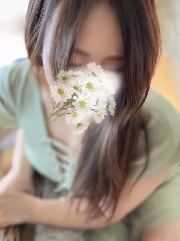 🏵️あかりさん🏵️さんのプロフィール｜ドキドキとワクワクを紳士な大人の方へ｜ミセスマーメイドゆめはな