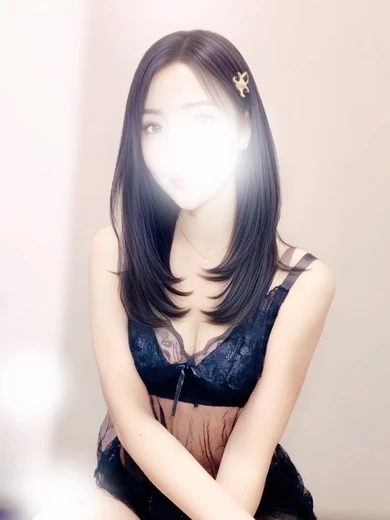 麻布十番メンズエステ EDEL 容姿端麗なセラピストのみが在籍する特別な男性の為だけのメンズサロン | Therapist - 渚 るい