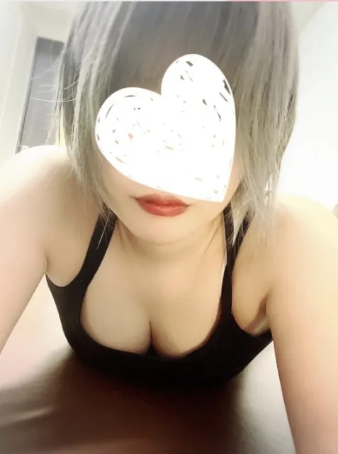 桜木 かえでさんのプロフィール｜赤羽・メンズエステ｜Roman（ロマン）