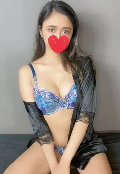 聖 アイシャ のプロフィール | アロマセシル