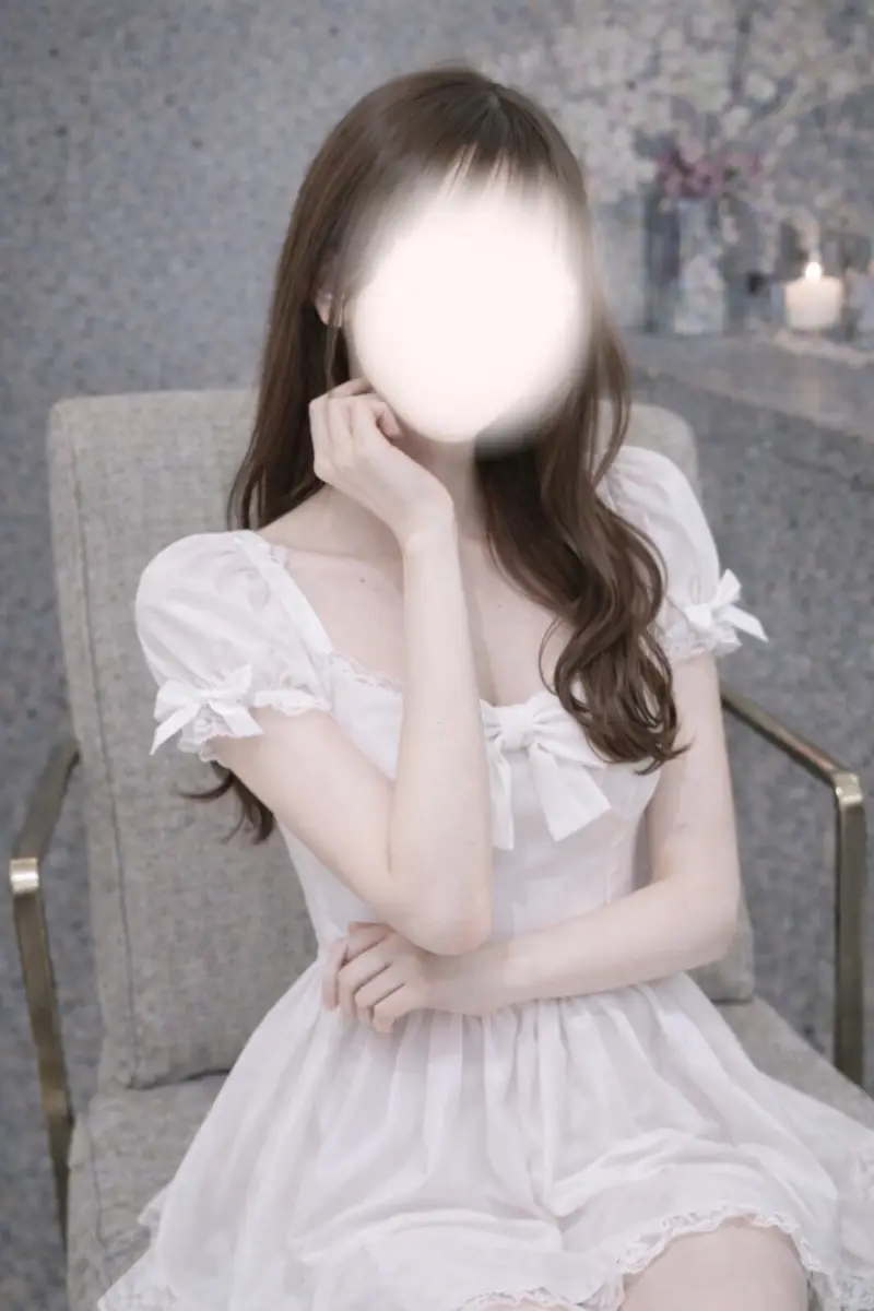 りり | VANILLA EYES