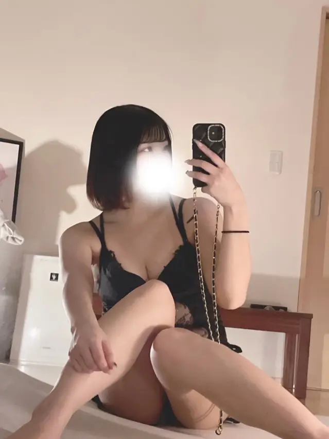 こはる | 女性詳細 | 埼玉県蕨市・メンズエステ 「Luxe（リュクス）蕨〜最高のひとときを〜」