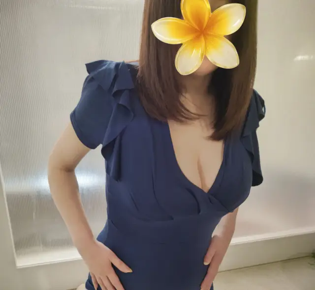 プロフィール | 神崎(かんざき) | 美熟MARIA | 京都コンタクトヒーリング(オイルトリートメント)