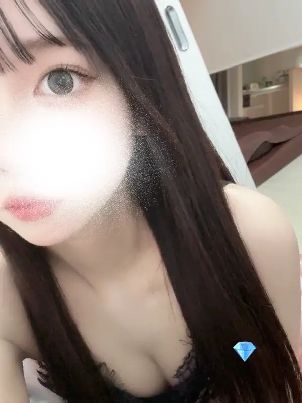 小鳥遊 ひなプロフィール|岡山メンズエステ『Encore』