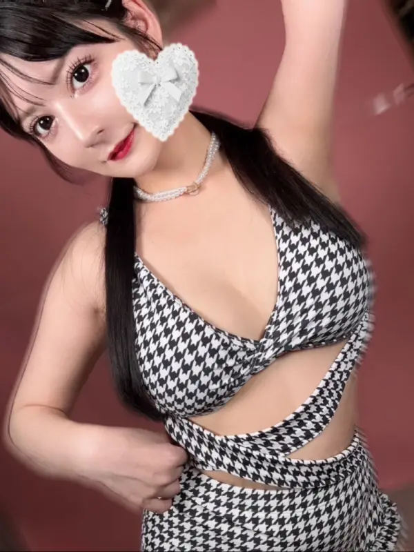 くびれさんのプロフィール|三鷹メンズエステ|レッドリボン三鷹