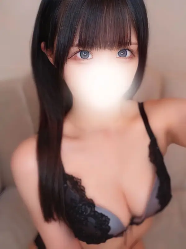御園みこ