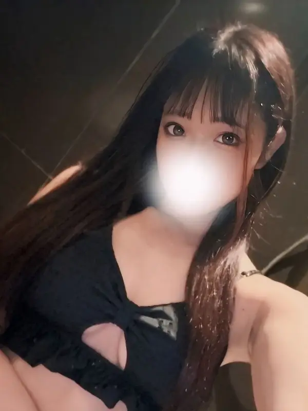 霜月らな