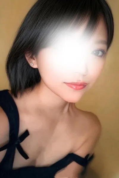 りょうな のプロフィール | GOLD CROWN