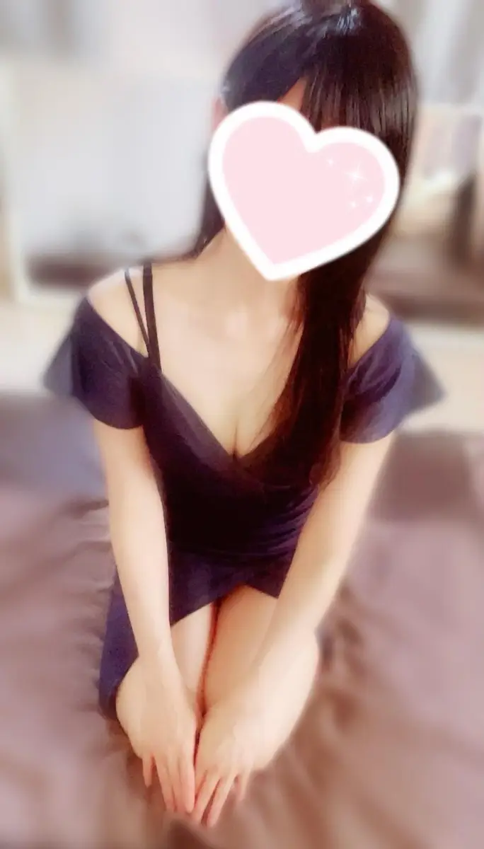 紺野ひまり | 30代以上のハイクラスな淑女が在籍する極上の空間 | 松本メンズエステ 淑女の手