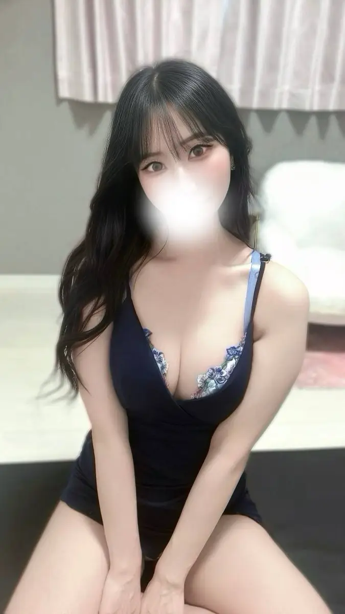 浅田さおり プロフィール｜下北沢・笹塚 メンズエステ 『椿－oil－』