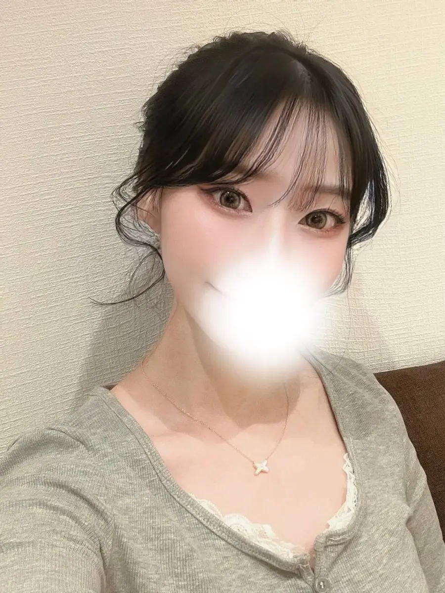 浅田さおり プロフィール｜下北沢・笹塚 メンズエステ 『椿－oil－』