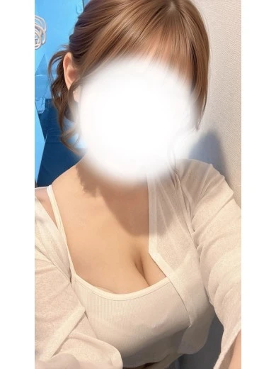 葉山 ちなつ
