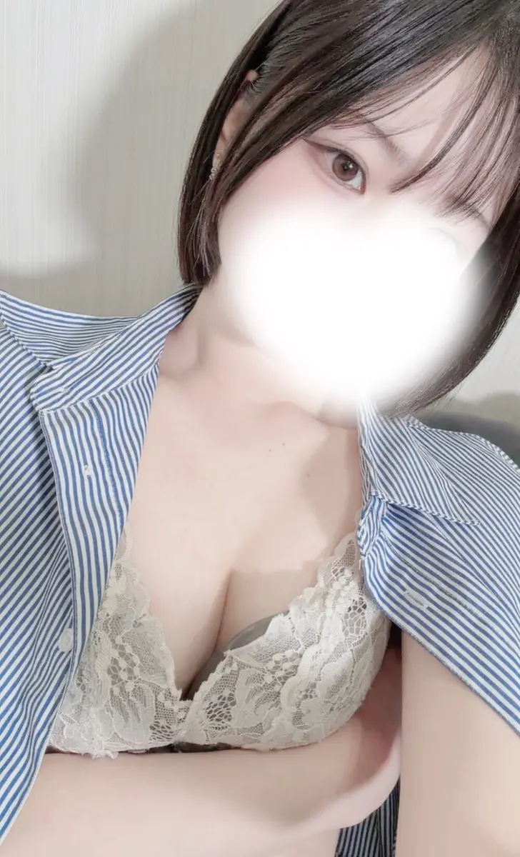 麻生 まりな