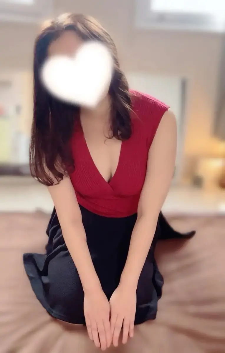 真白かすみ | 30代以上のハイクラスな淑女が在籍する極上の空間 | いわきメンズエステ 淑女の手