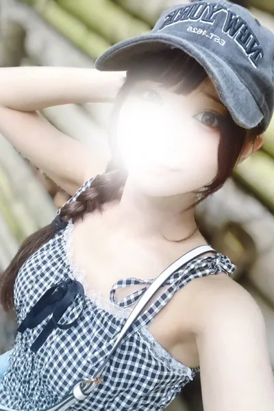りこ のプロフィール | 名古屋 栄 メンズエステ なでしこ