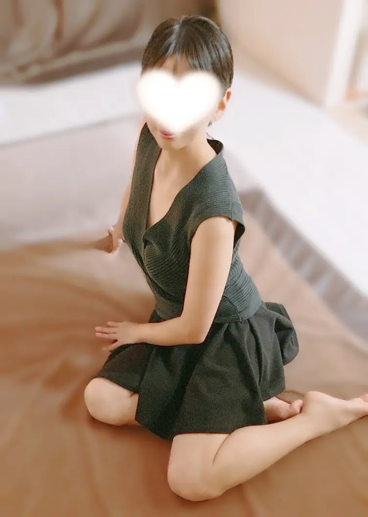 牧野あやか | 30代以上のハイクラスな淑女が在籍する極上の空間 | 代々木上原メンズエステ淑女の手